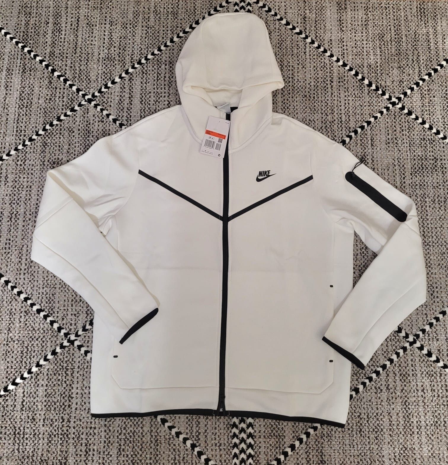 Nowy ! Komplet Nike Tech Fleece White L