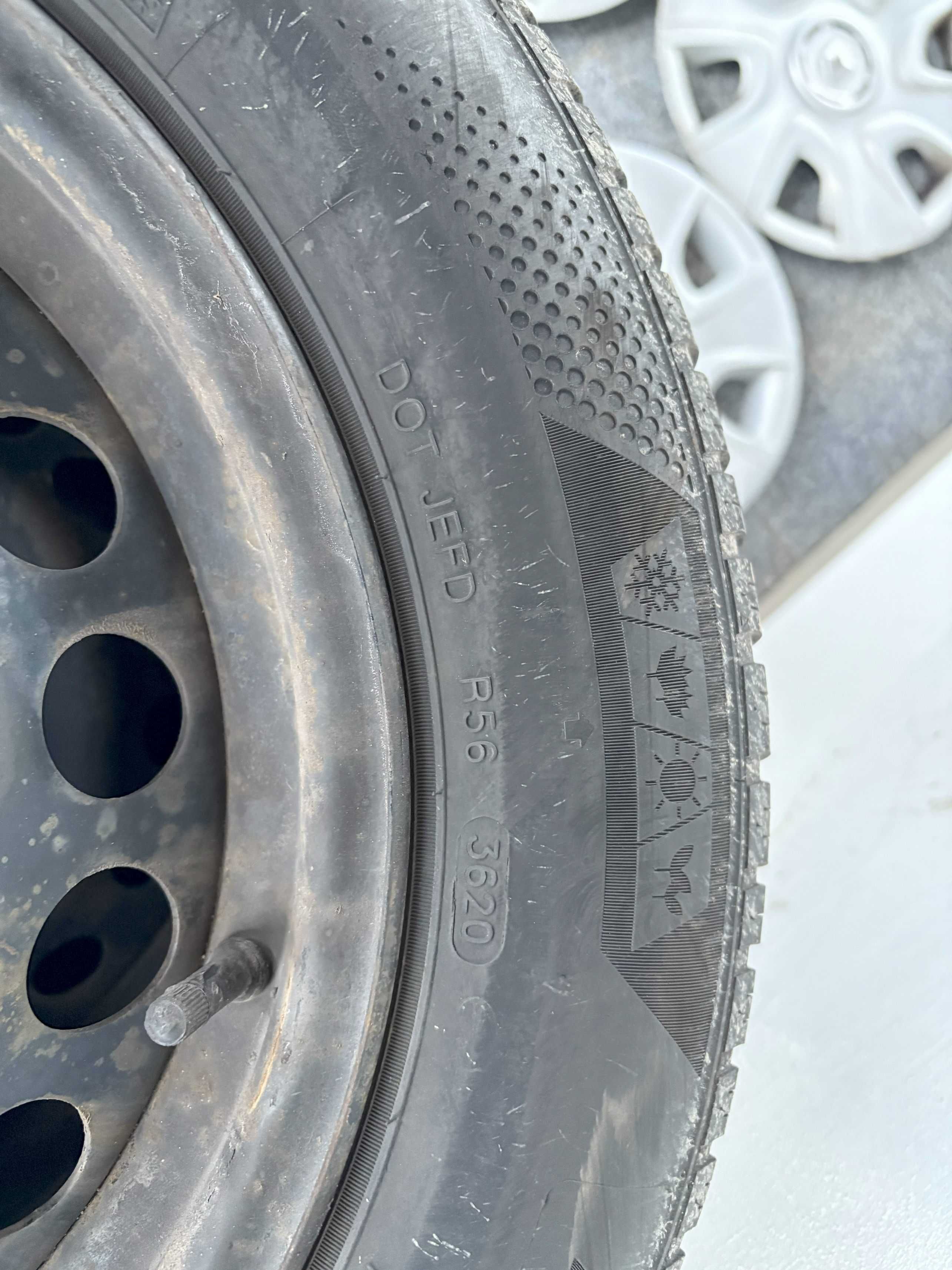 Koła, felgii Renault Clio IV 4, 15' ET40, opony całoroczne 185/65/r15