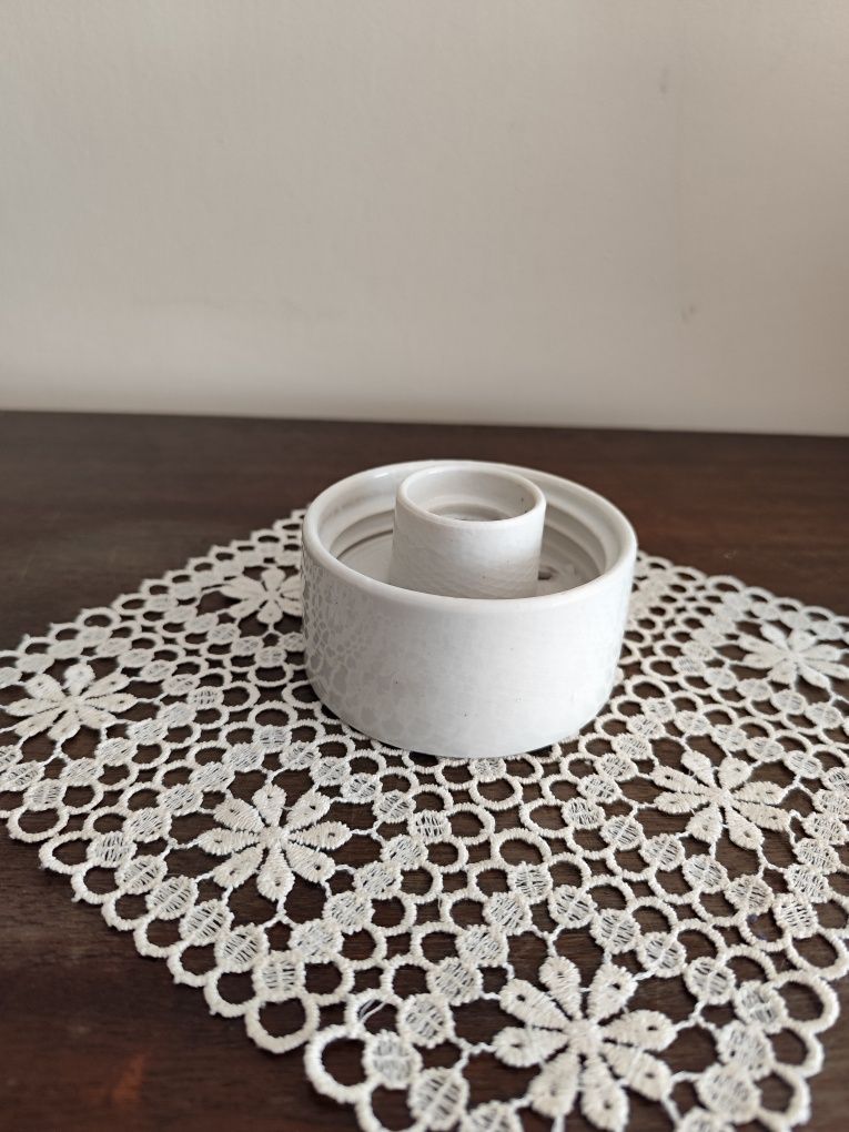 Oprawa ceramiczna do kloszy z gwintem 84,5mm. Lampa z czasów PRL-u