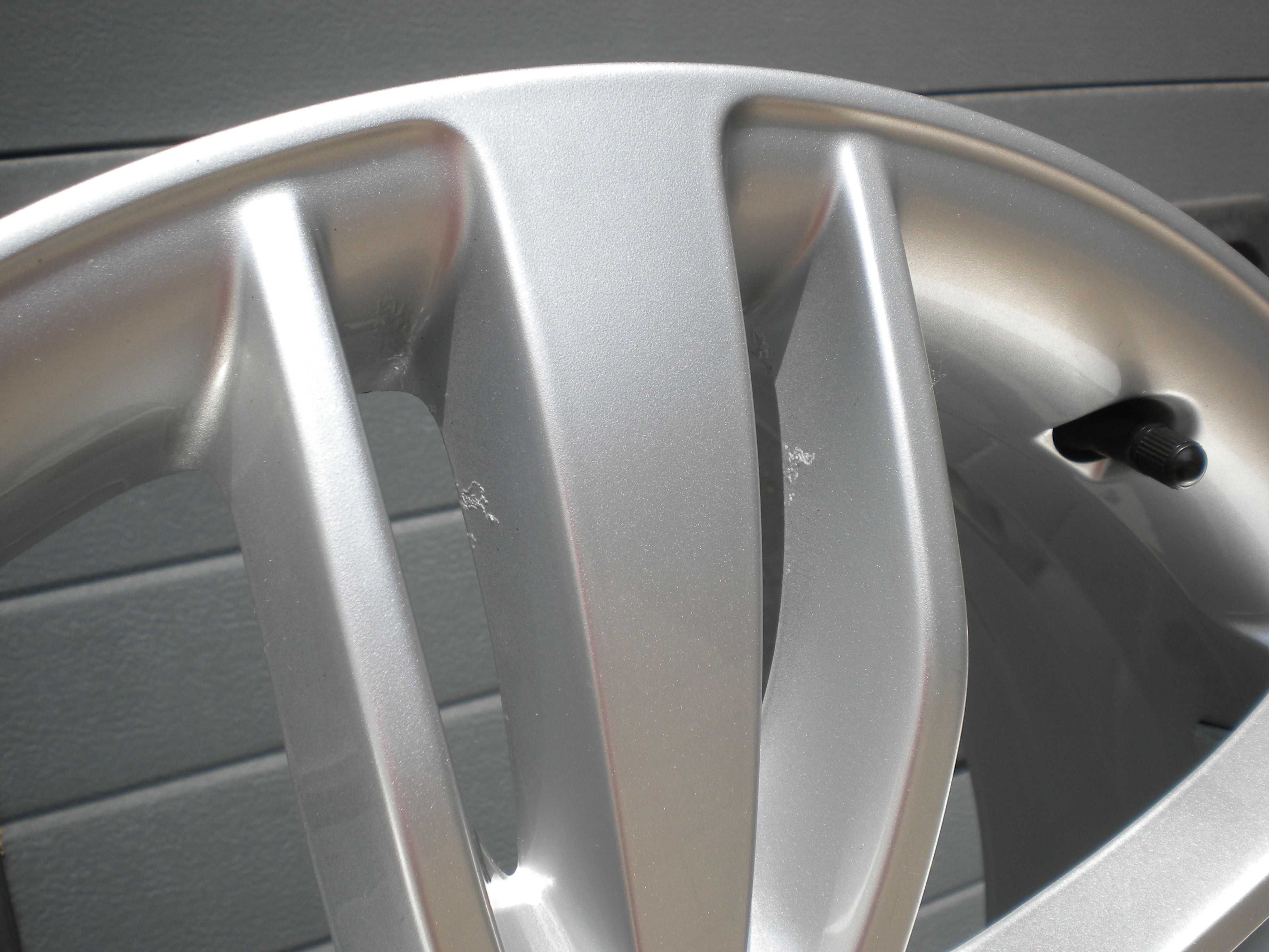 Felgi aluminiowe 17 5x112 Oryg Audi Q3 8U Vw Tiguan I