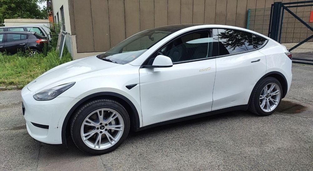 Tesla Model Y Tração Traseira