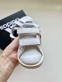 Кросівки дитячі adidas 20 розмір (устілка 12,7 см)