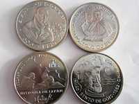 Várias moedas de prata e outras.