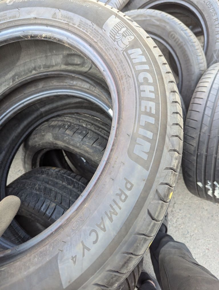 215/55R17 Michelin Primacy 4
