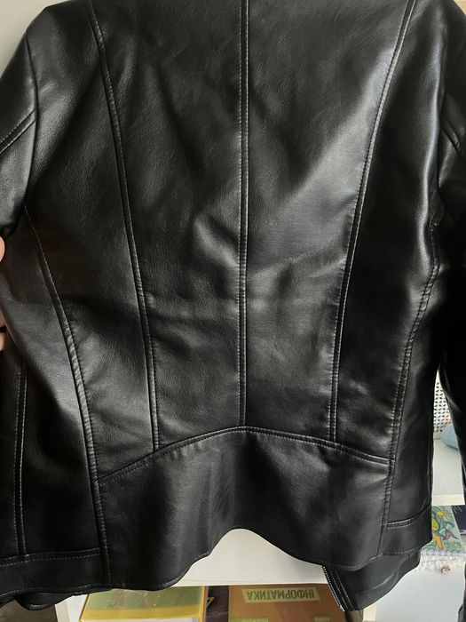 Косуха женская,в очень хорошем состоянии.Оазмер 42-44