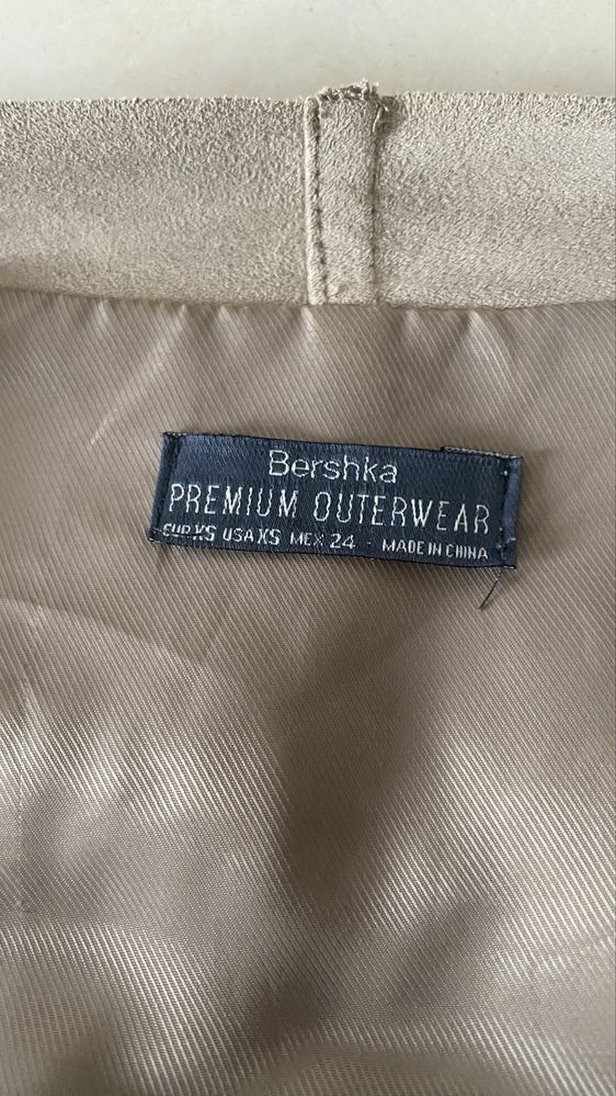 Kurtka Bershka frędzle boho XS / S zamsz