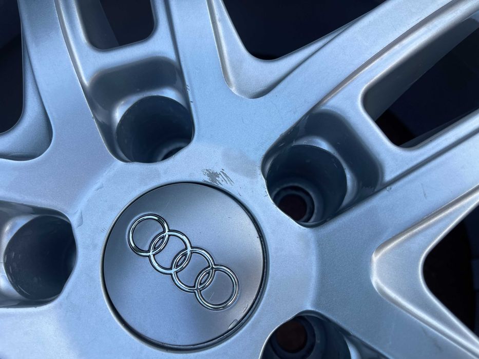 3913. Koła zimowe Audi A5 5x112 7.5J ET29 225/50/17 Pirelli