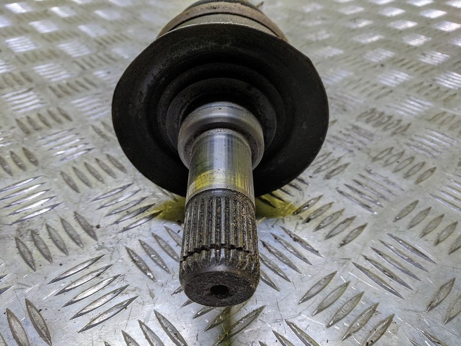 Полуось BMW X5 E70 піввісь бу БМВ Х5 Е70 привільний вал шрус розбірка