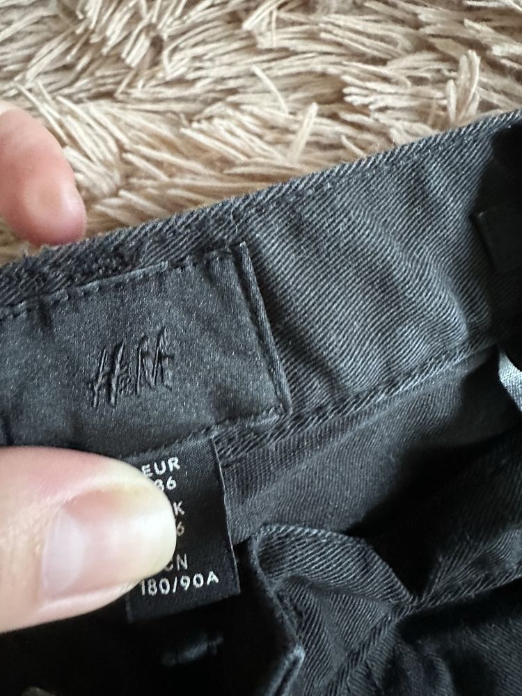 Шорти чоловічі H&M