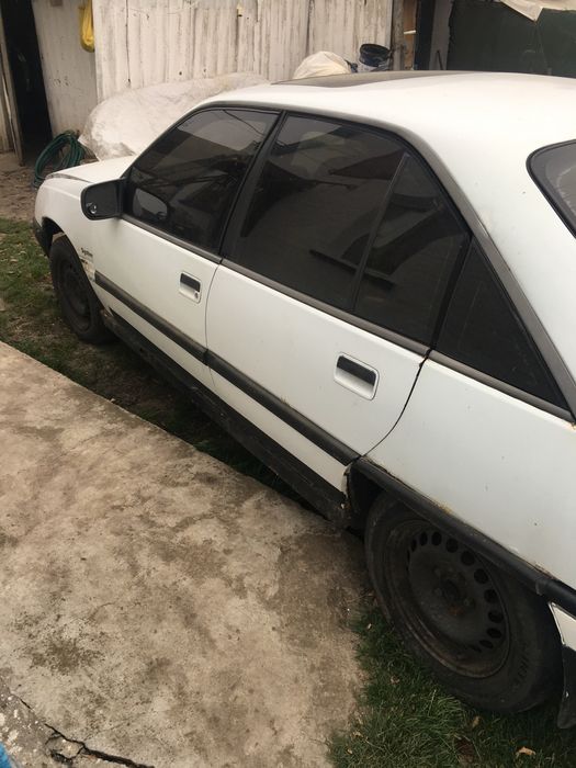 Обмен Опель omega a 2.0. 1998