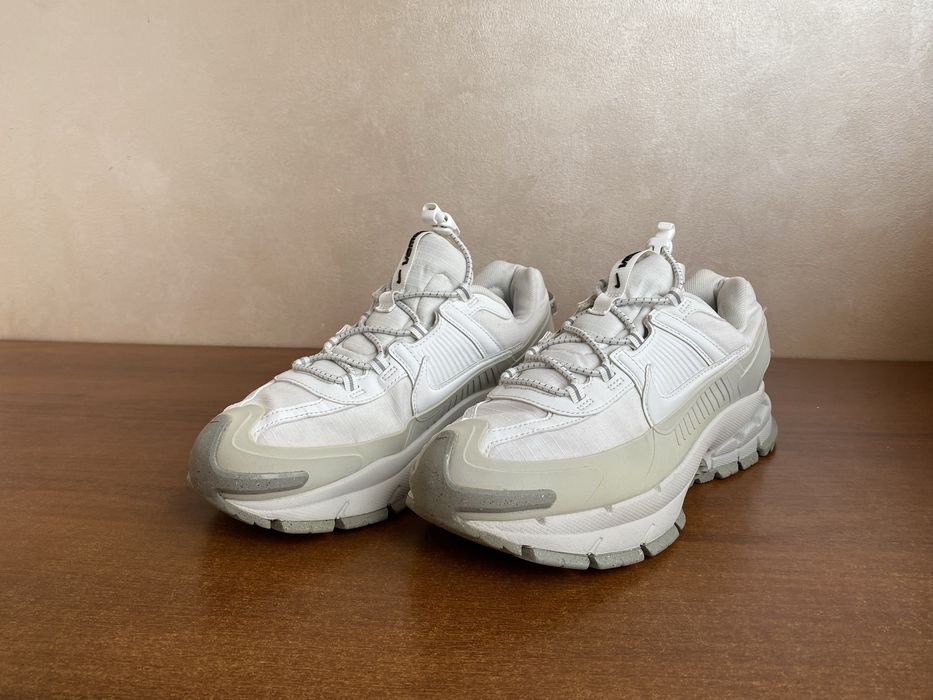 Nike Zoom Vomero Roam “SUMMIT WHITE” білі кросівки Nike