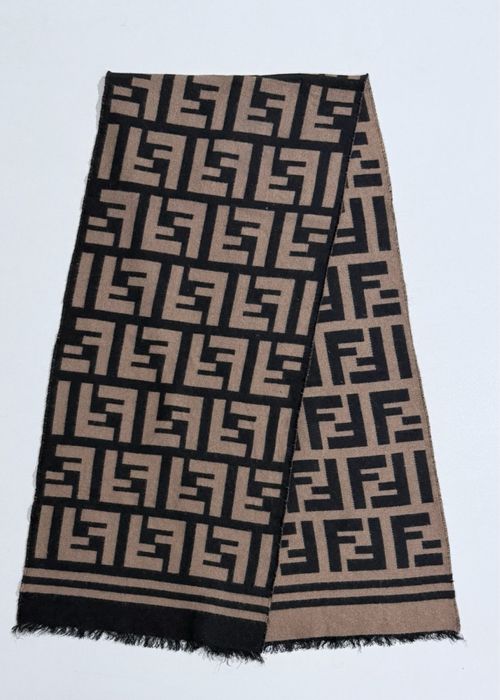 Теплий шарф Fendi оригінал