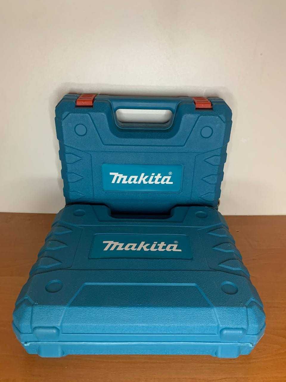 Акумуляторний шуруповерт makita DF330DWE 12V з набором біт+ кейс