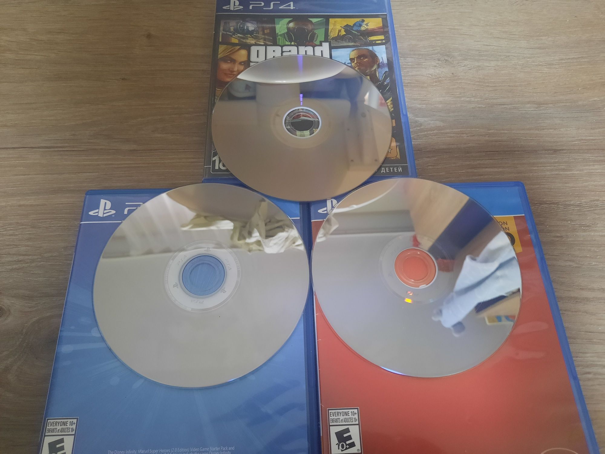 Ігри для PS4/5: Spyro 3в1, NFS Heat, Lara Croft, Rayman, Plants vs Zom