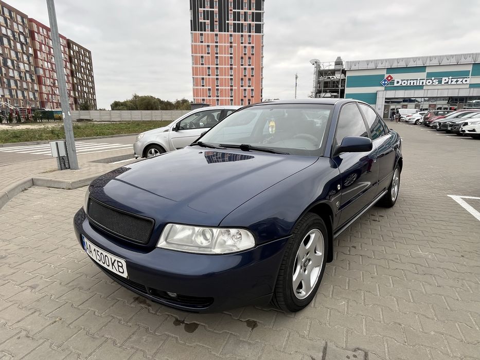 Продам Audi a4 b5 1.8 бензин