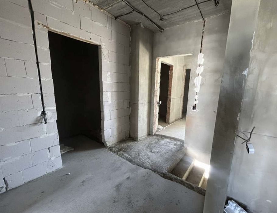 Таунхаус з Частковим РЕМОНТОМу Вовчинцях в котеджному містечку