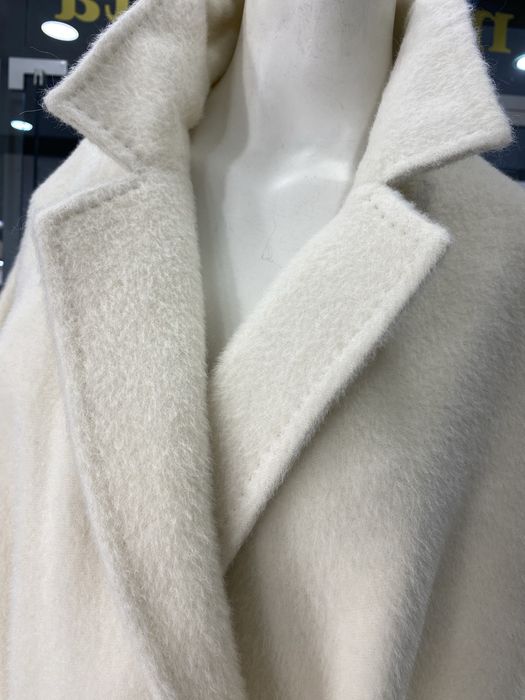 Пальто  нове,альпака,р 50-52 бренд Delcorso