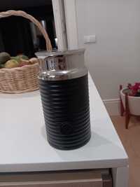 Aeroccino preto nespresso