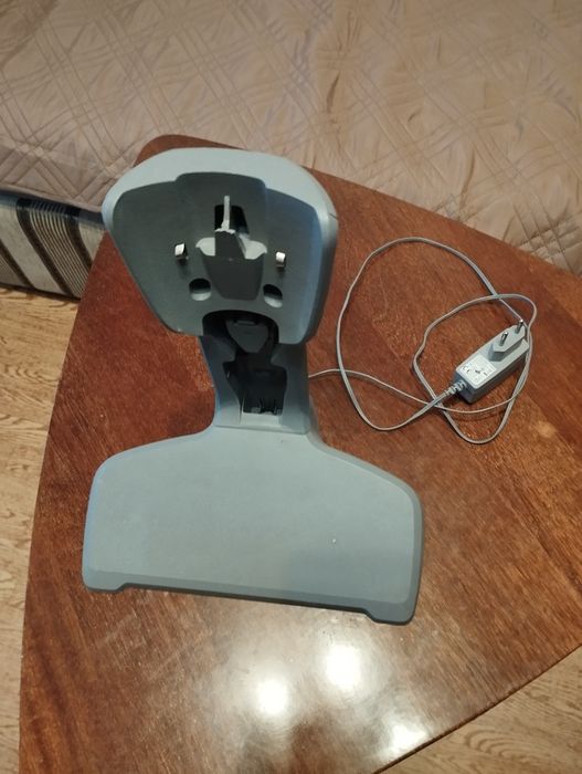 Зарядний пристрій 18V для акумуляторних пилососів ELECTROLUX