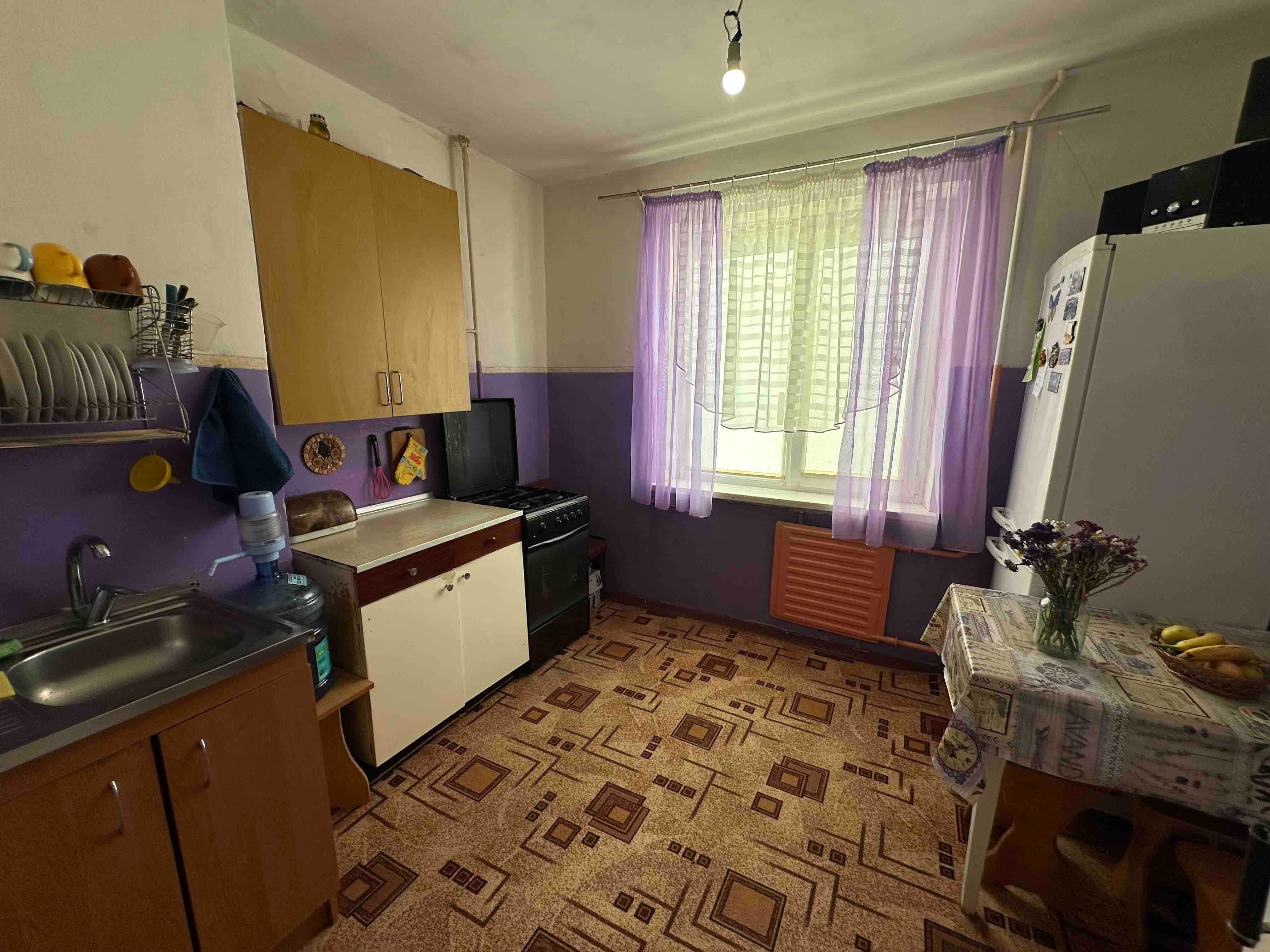 Продаж затишної 1 кімн кв-ри по вул Космонавтів, біля 29-ї школи