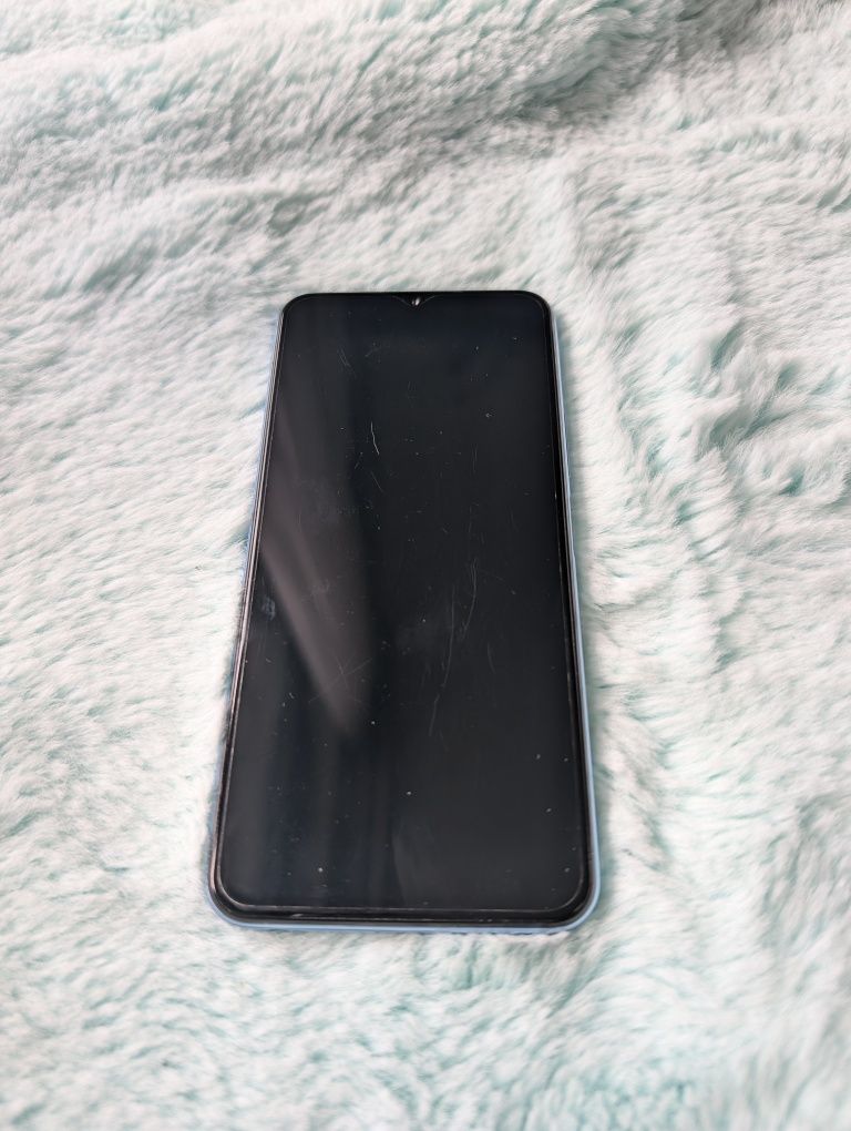 Telefon Vivo Y33s