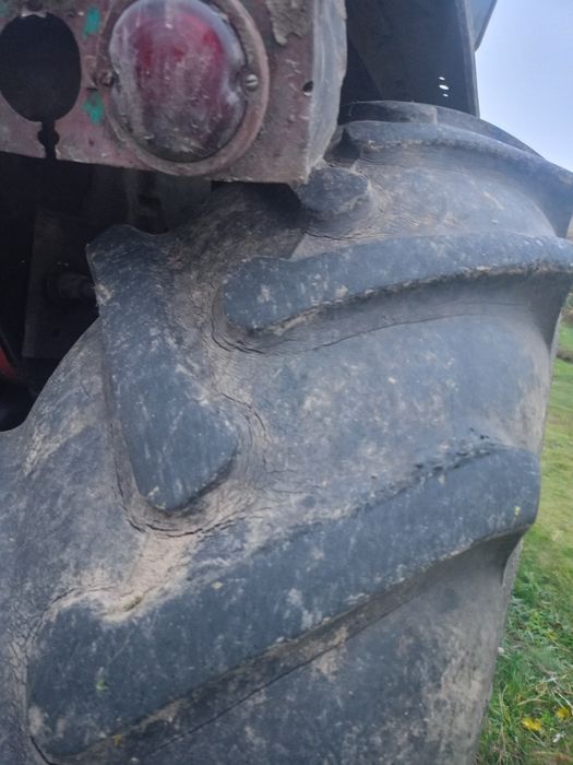 Продам трактор юмз