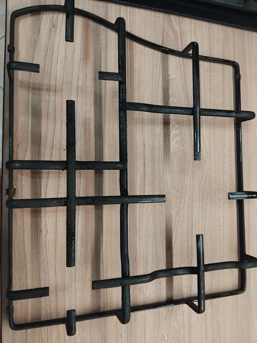 Варильна поверхня і електрична духовка Ariston