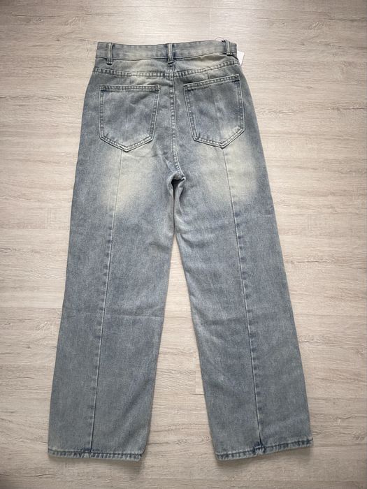 Широкі джинси.