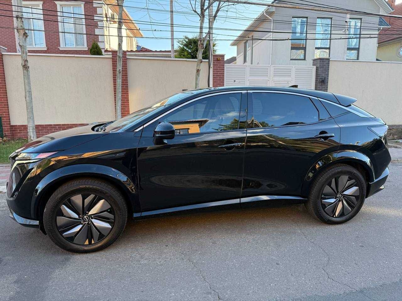 Продам 2023 Nissan Ariya Engage