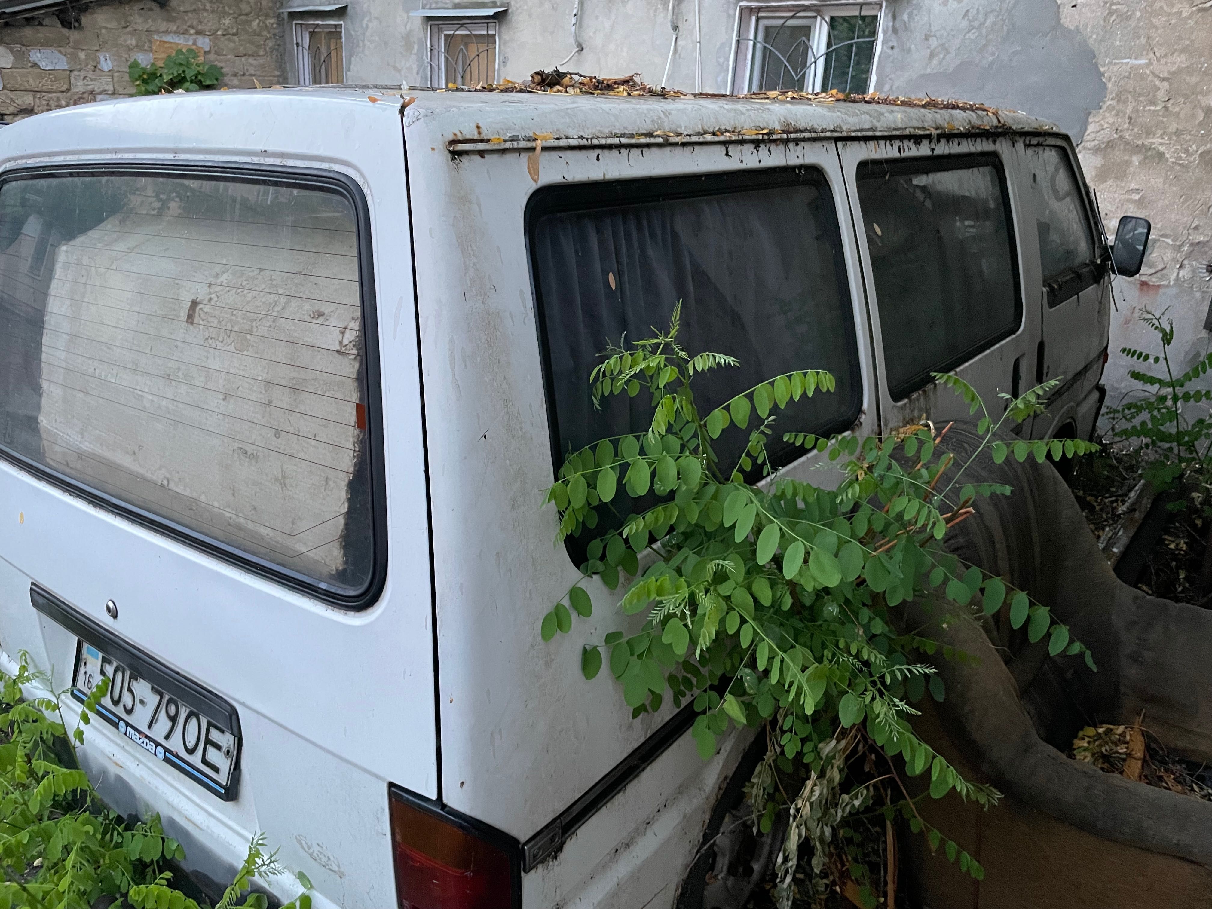 Mazda Bongo - Ford Econovan