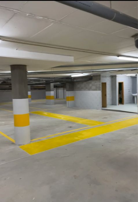 Alugo Arrumo + lugar garagen centro trofa