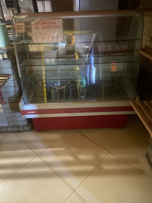 Холодильная ветрина