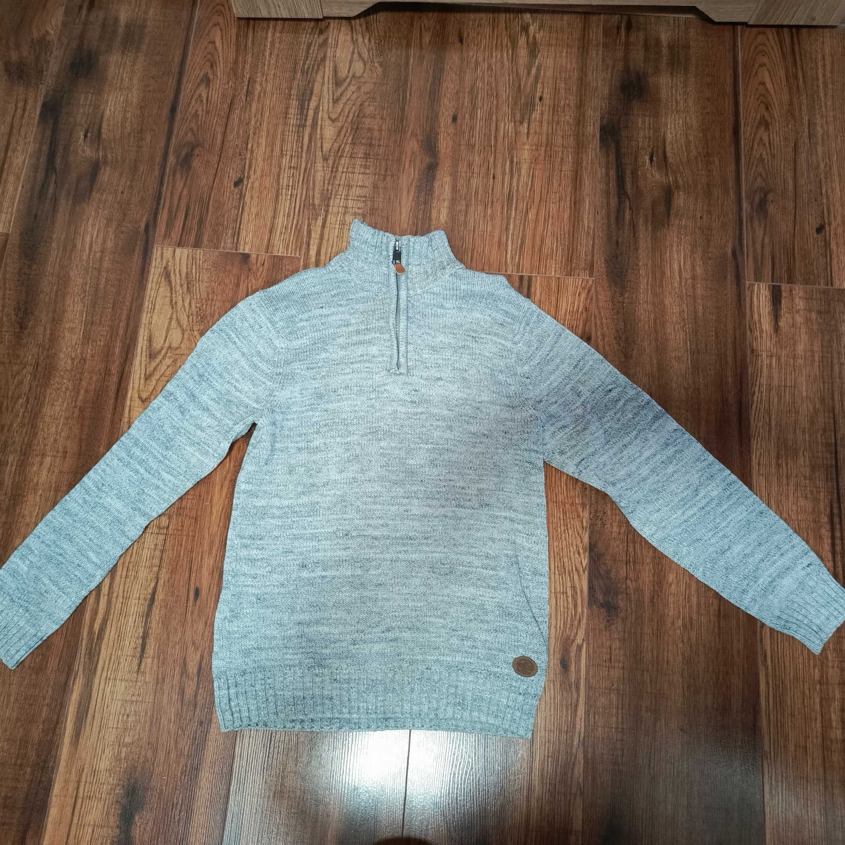 Śliczny sweter dla chłopca r.134/140 bawełna 100% jak NOWY