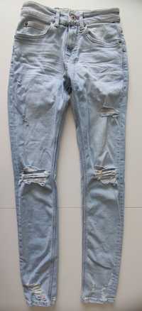 Spodnie jeansowe chłopięce Pull & Bear r. S