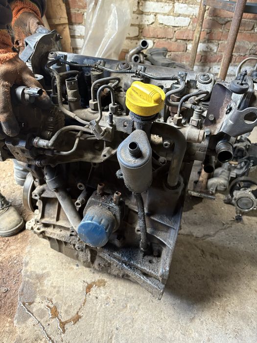 Блок мотора Reno Trafik 1.9