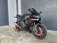 Yamaha R1 rn32 Mivv
