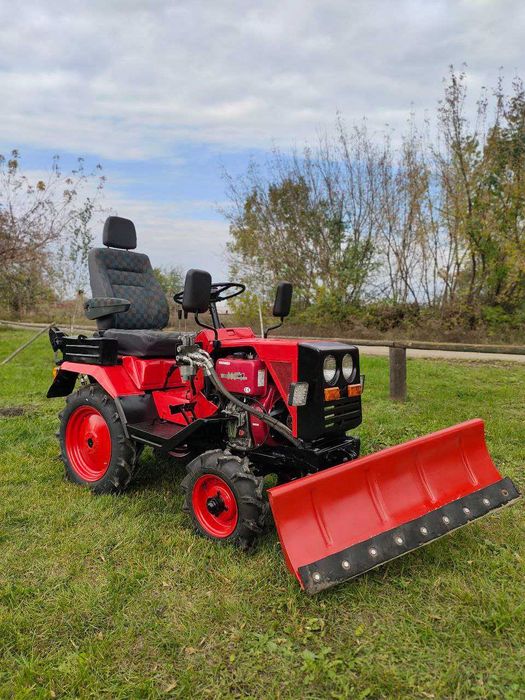 Мінітрактор трактор ХТЗ Т012