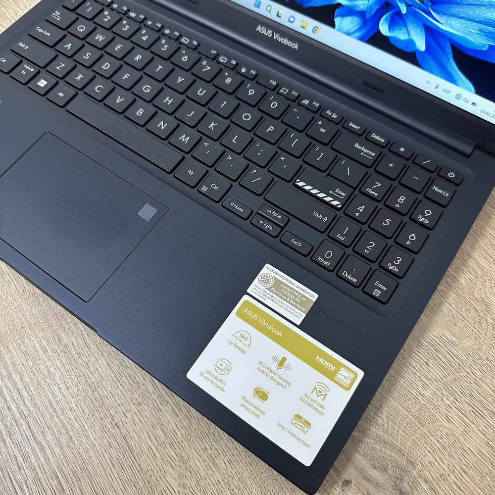 Ноутбук Asus Vivobook 15(M1502Y) Ryzen 5-7350u/16Gb/256SSD