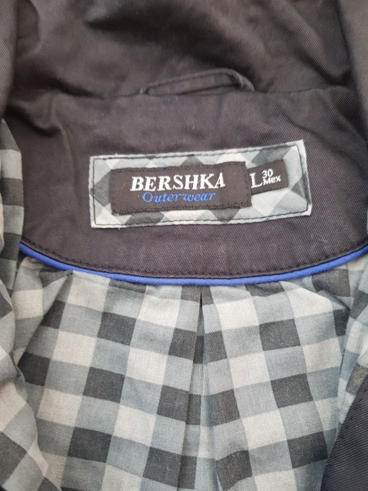 Piękna kurtka Bershka L