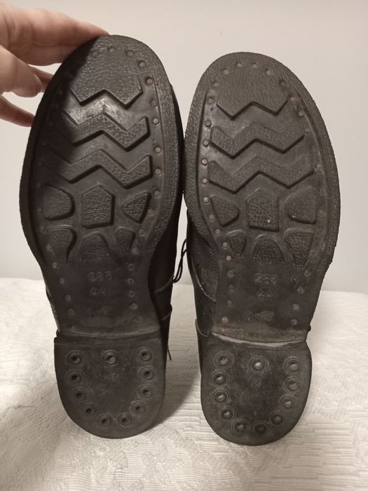 Ботинки рабочие кожаные .44 р