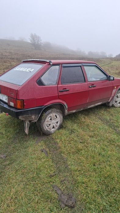 Продам ваз 2109.