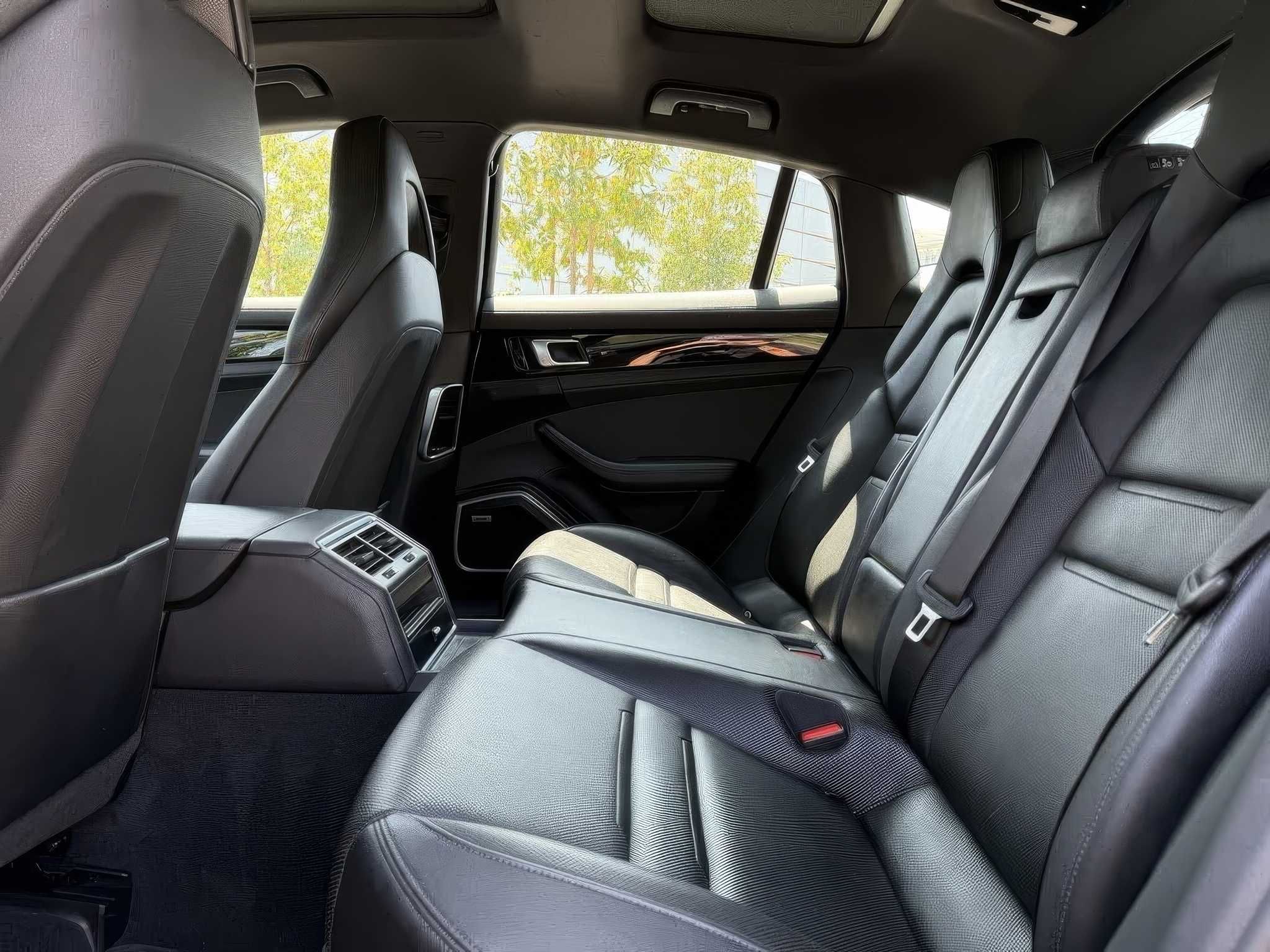 2021 Porsche Panamera
