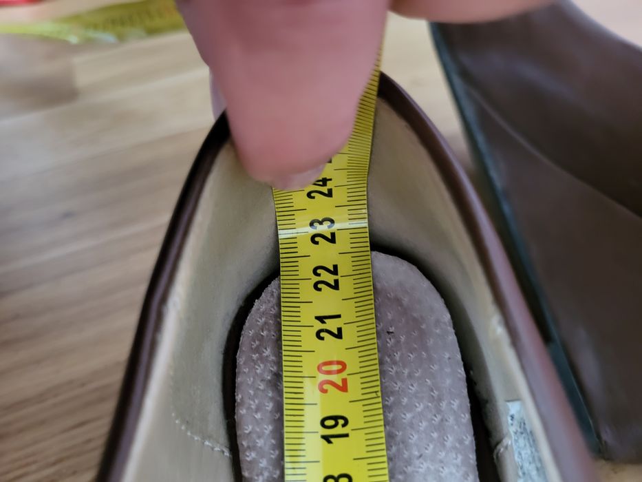 Brązowe buty na koturnie 37 rozm