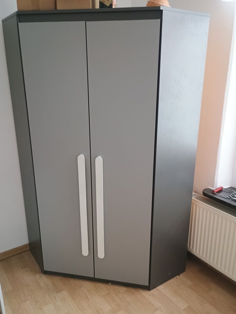 Szafa plus regal i półka