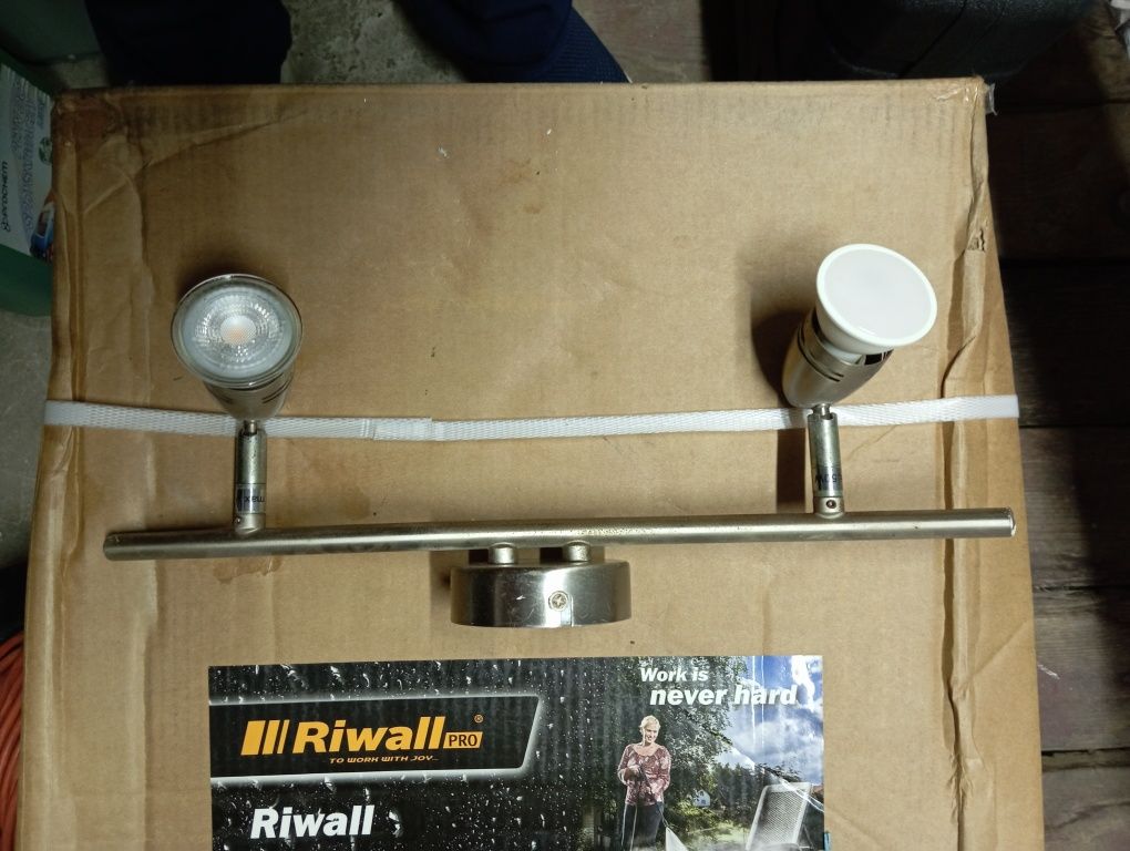 Lampa dwupunktowa