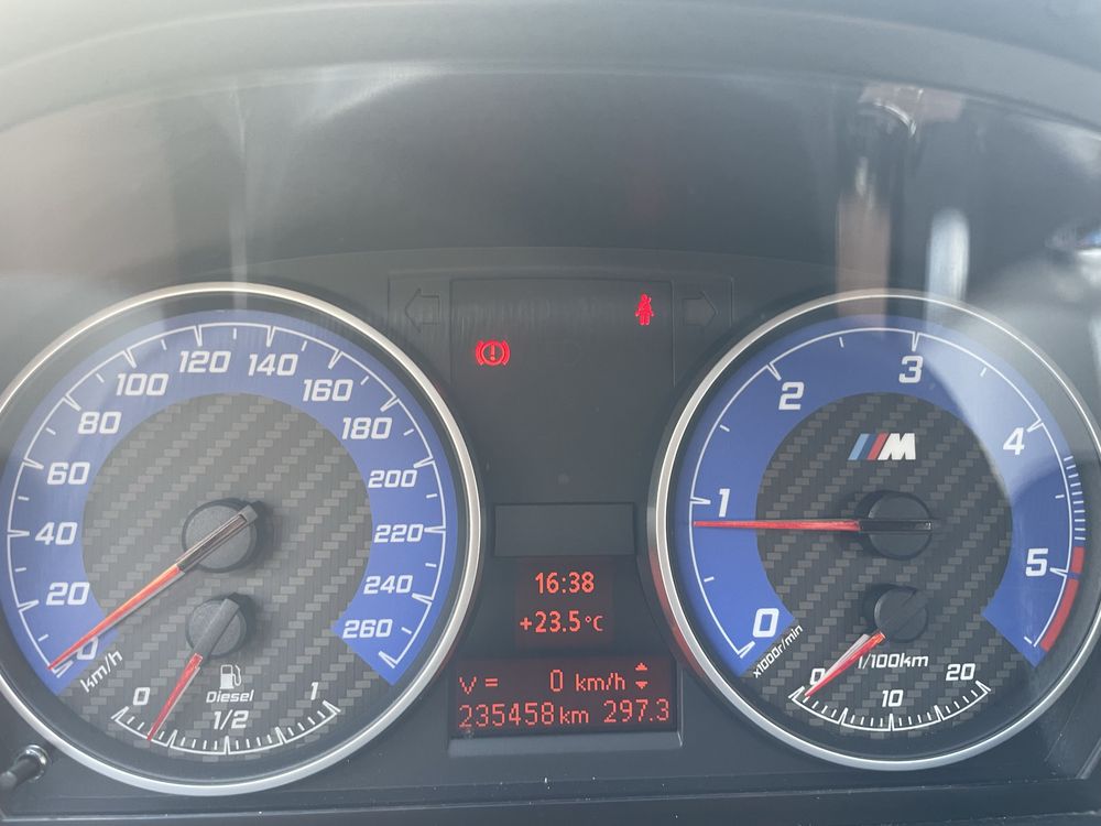 BMW 320D E90 Lci