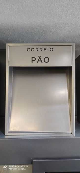 Caixa de correio de inox
