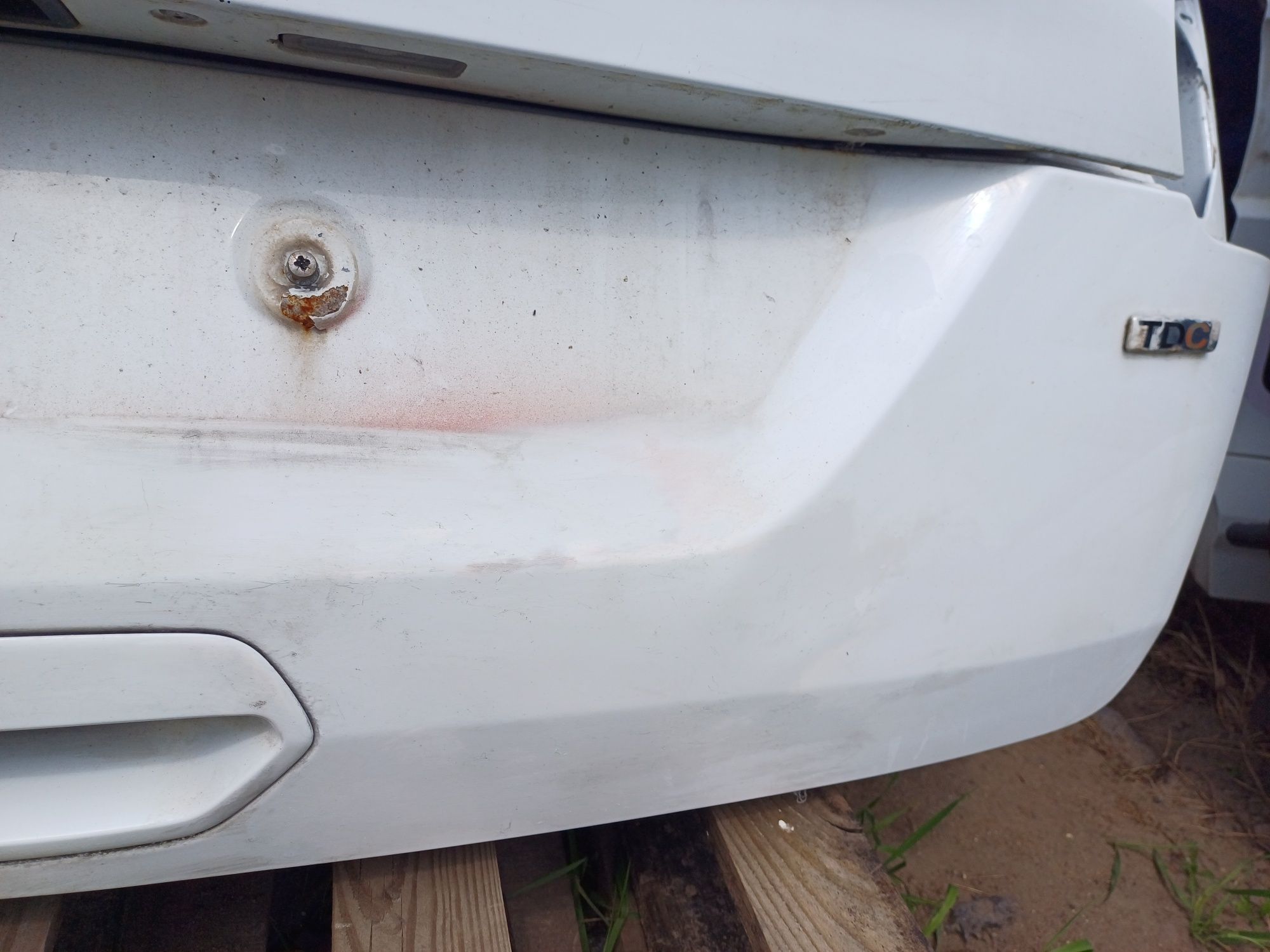 Klapa bagażnika Ford Kuga Mk 1 kolor 58 polift