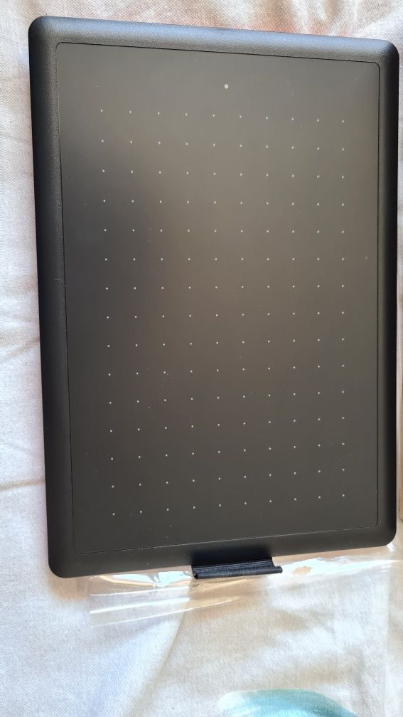 Tablet graficzny One by Wacom