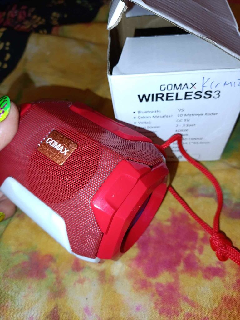 Портативная блютуз колонка Comax wireless3 с подсветкой 400 грн.